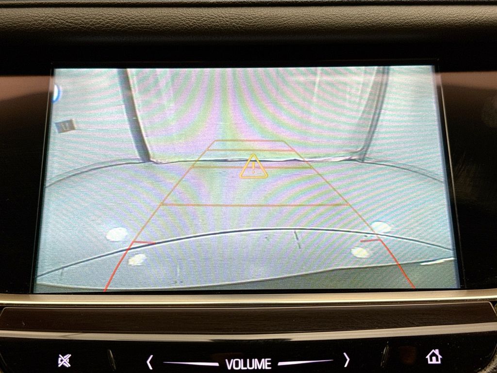 Thumbnail: 2018 Cadillac XT5 - 14