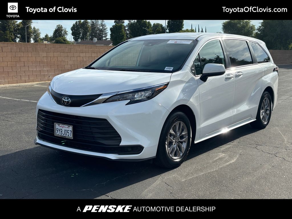 Thumbnail: 2026 Toyota Sienna - 1