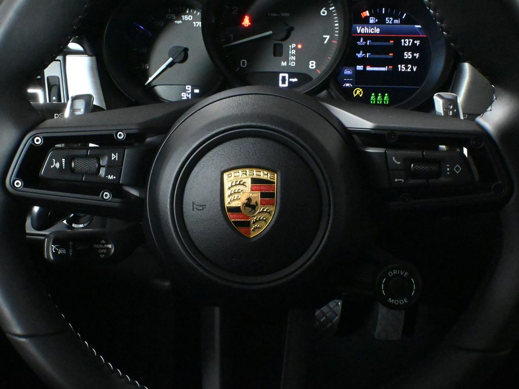 Thumbnail: 2026 Porsche Macan - 19