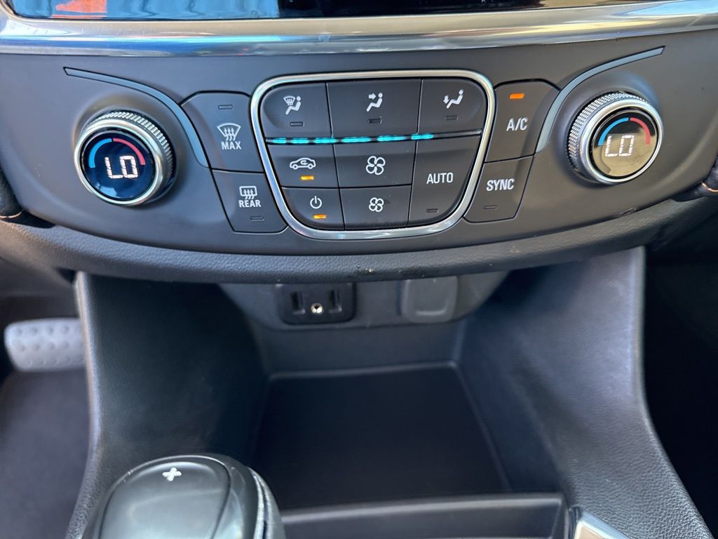 2018 Chevrolet Traverse LS