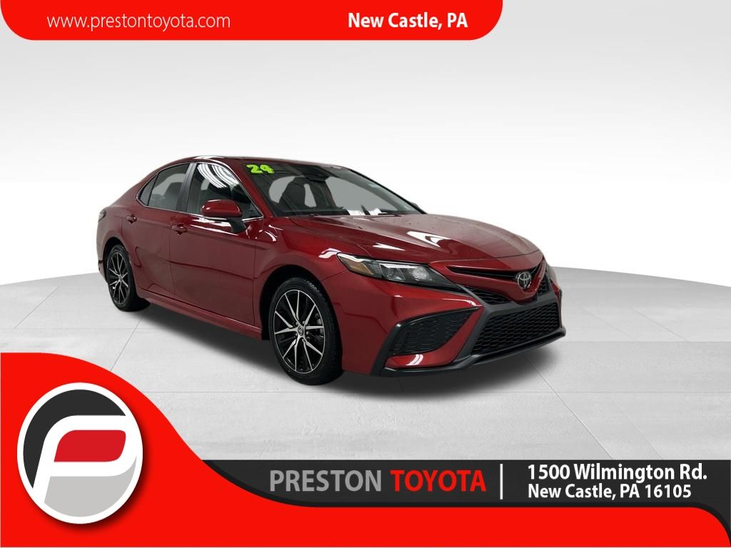 2024 Toyota Camry SE