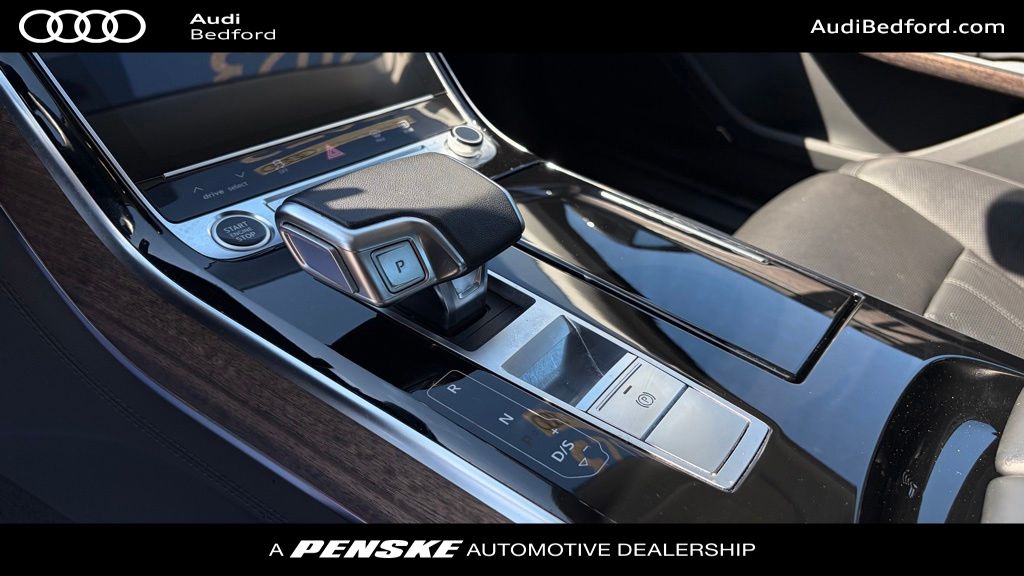 Thumbnail: 2023 Audi A8 - 17