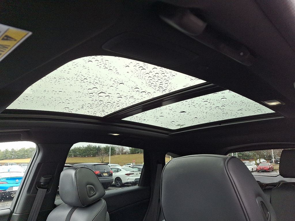 Thumbnail: 2025 Acura RDX - 15