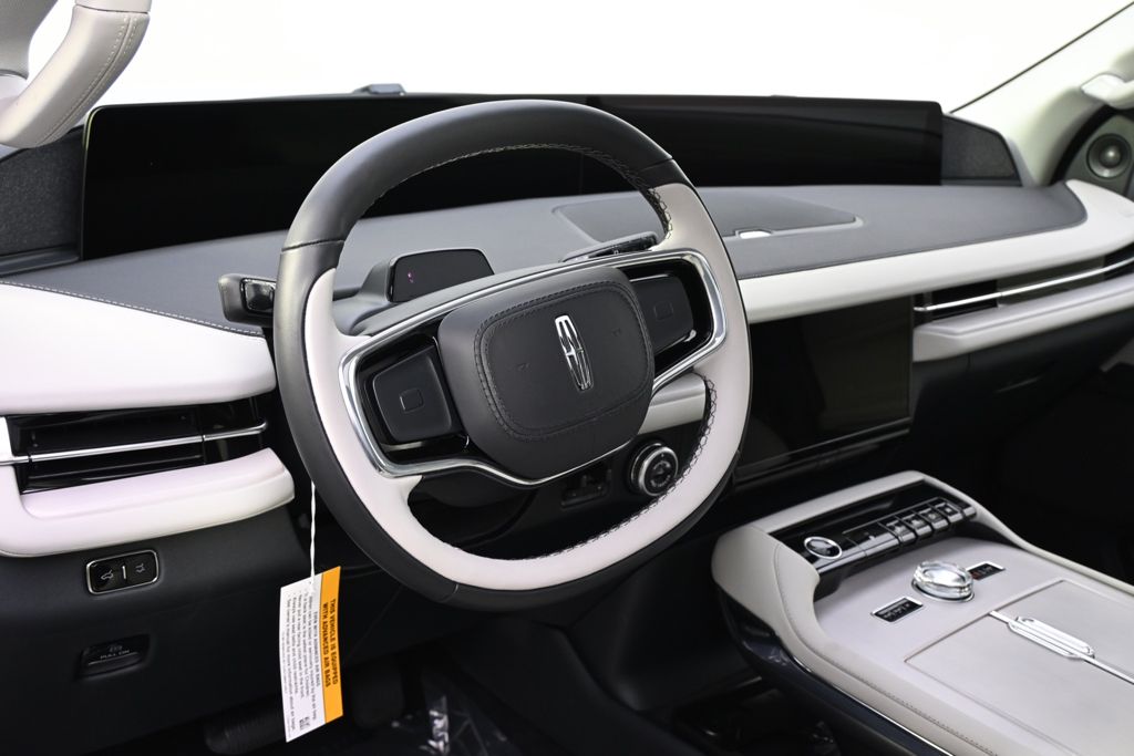 New 2026 Gray Lincoln Reserve image 11