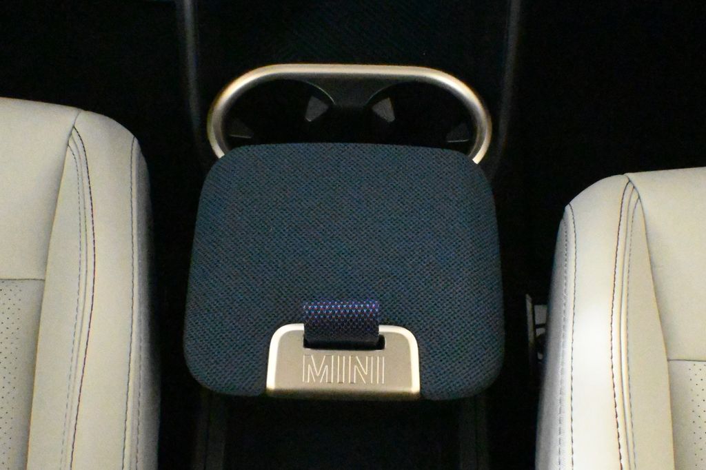 Thumbnail: 2025 MINI Cooper Countryman - 28
