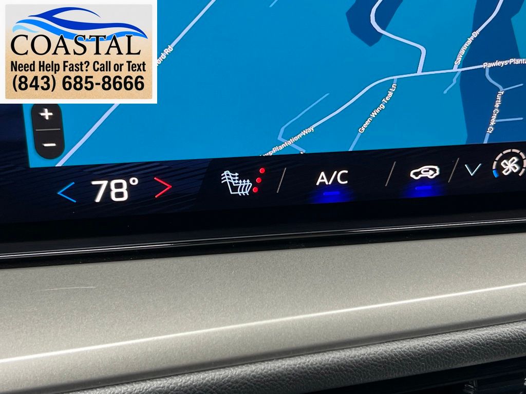 2025 Chevrolet Traverse LT White at Bob Mills Chevrolet