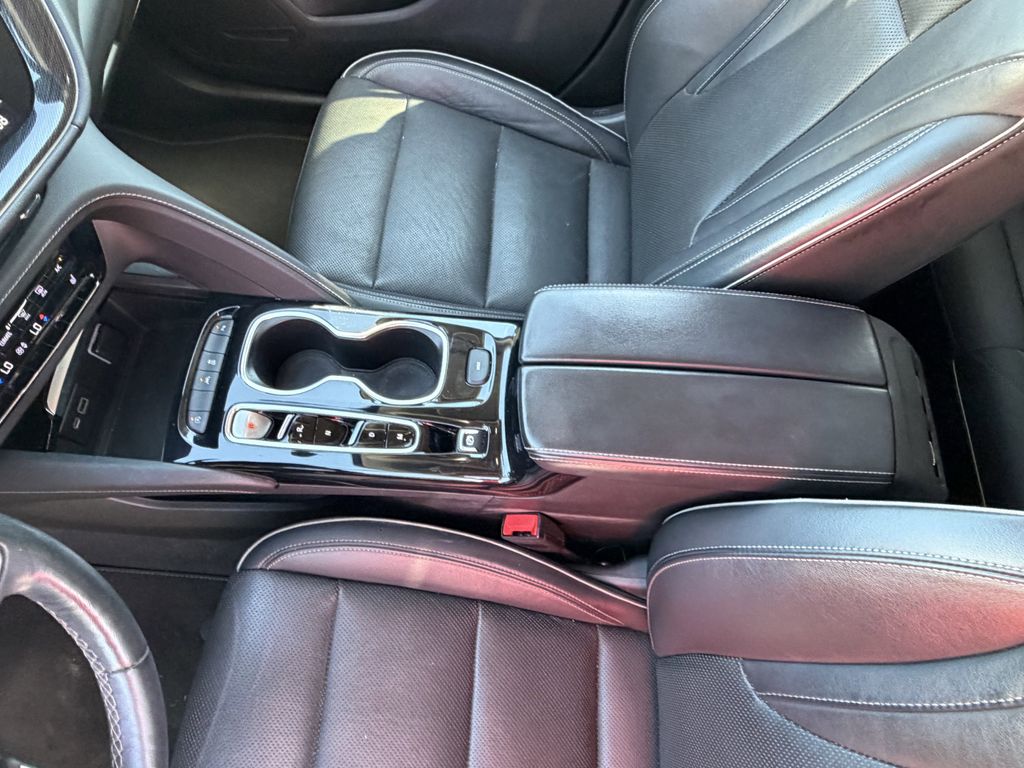 used 2021 Buick Envision car, priced at $19,993