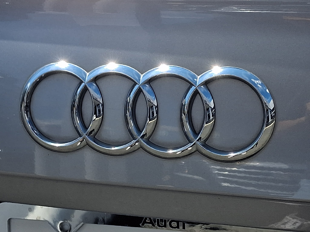 Thumbnail: 2018 Audi SQ5 - 30
