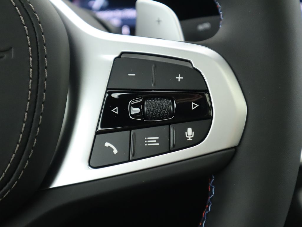 Thumbnail: 2026 BMW X6 - 12