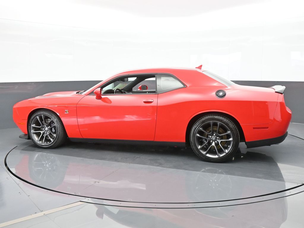 Certified 2021 Dodge Challenger R/T with VIN 2C3CDZFJ9MH663885 for sale in Miami, FL