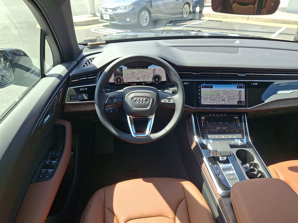 Thumbnail: 2026 Audi Q7 - 8