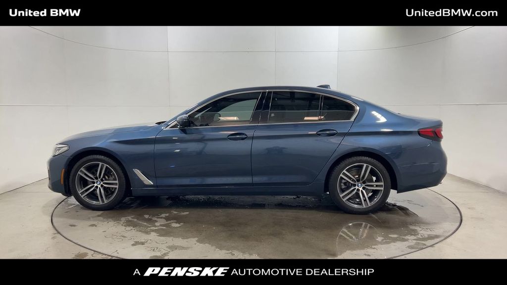 Thumbnail: 2023 BMW 5 Series - 5