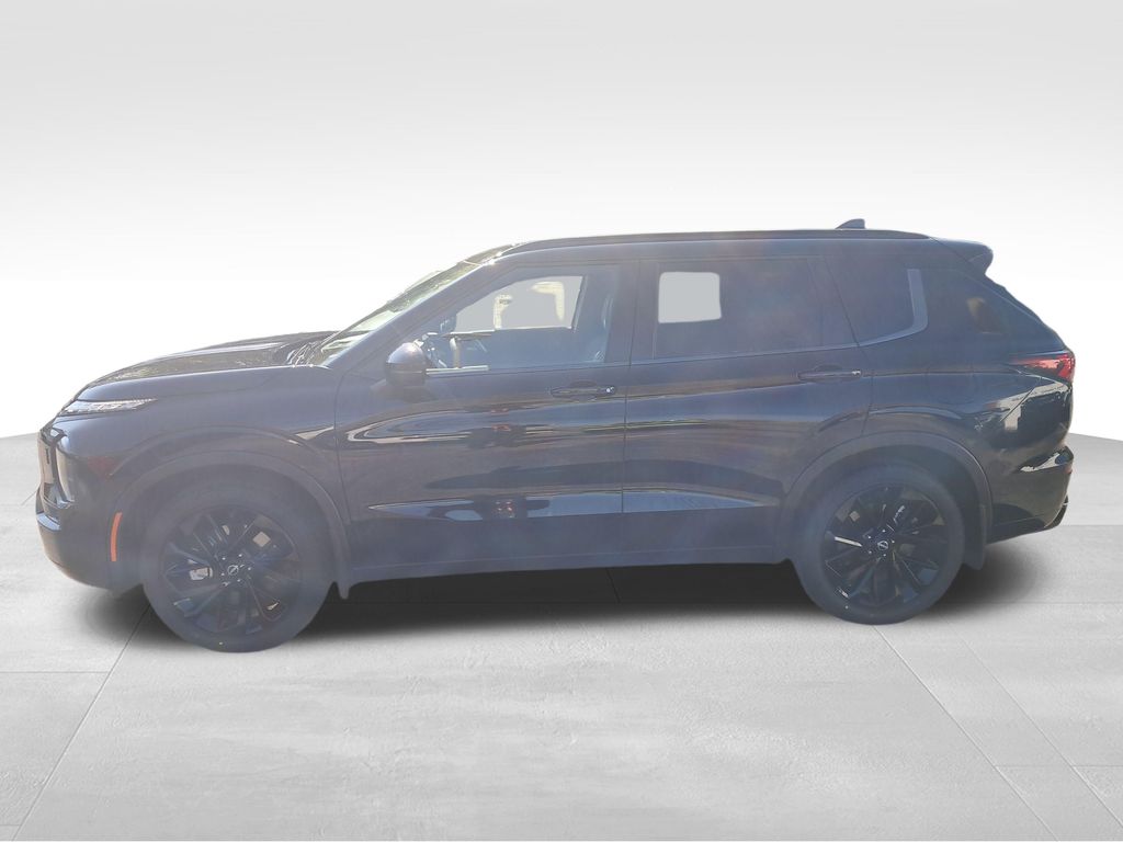 2026 Nissan Rogue Plug-In Hybrid Platinum Black at South Hills Kia