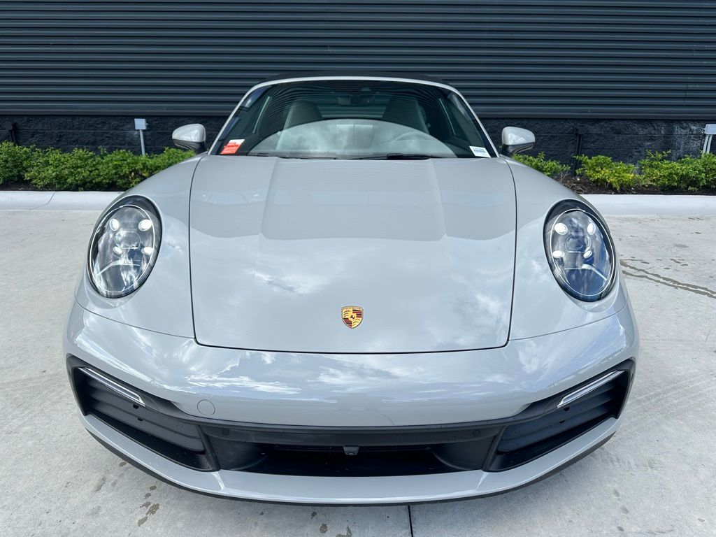 2022 Porsche 911 Targa 4S 3