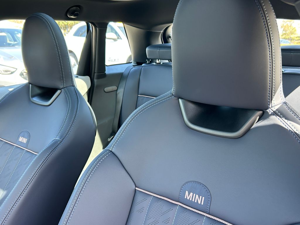 Thumbnail: 2026 MINI Cooper - 14