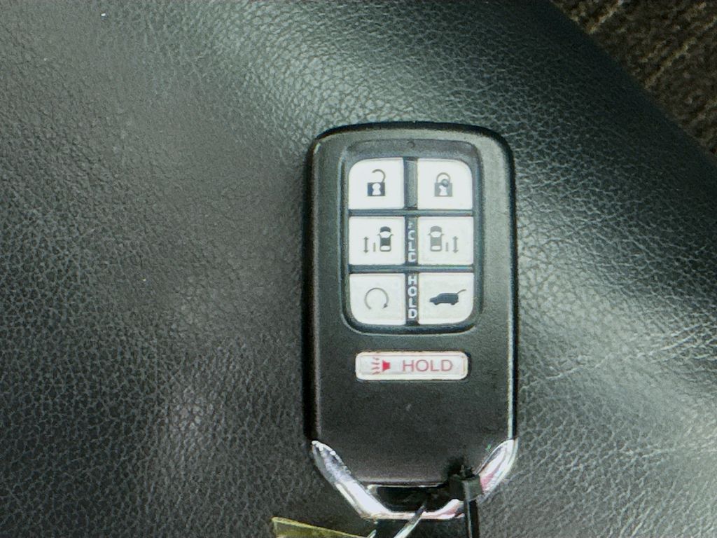 Used Car 2024 Honda Odyssey  Ex-l For Sale Under $40,000 In Austin, Texas