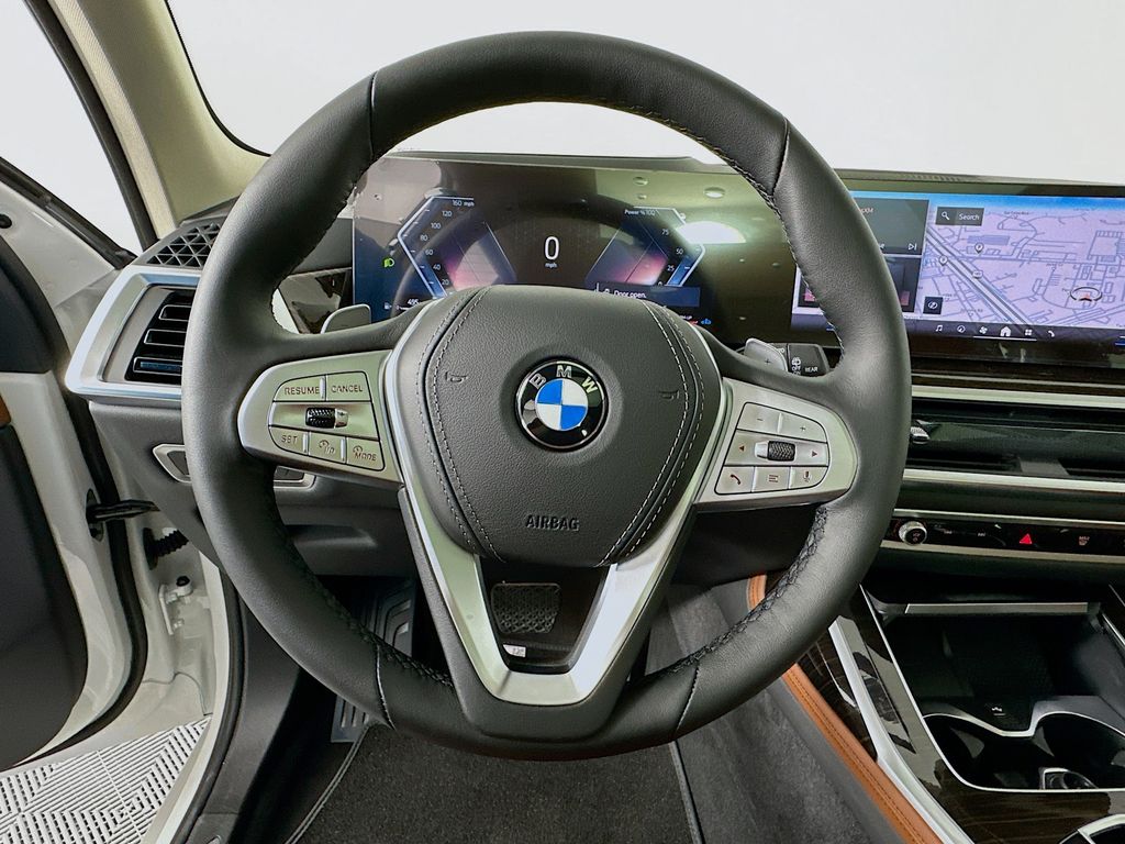 2025 BMW X7 xDrive40i 10