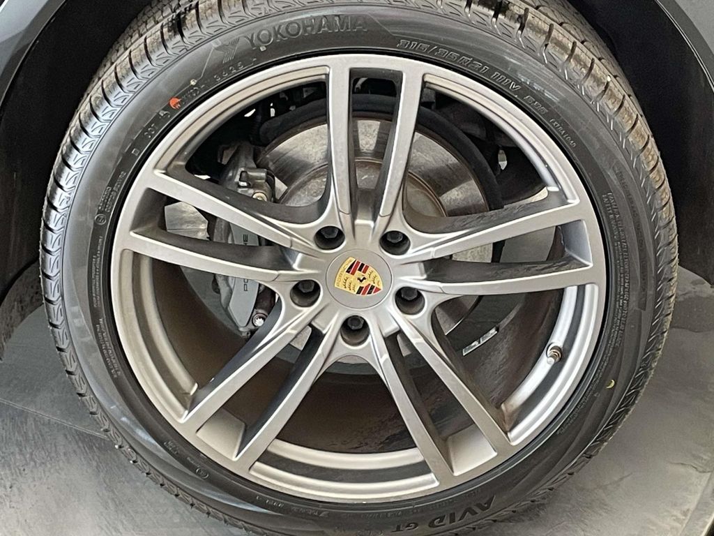 2023 Porsche Cayenne S Platinum Edition Black at Audi Porsche Sewickley