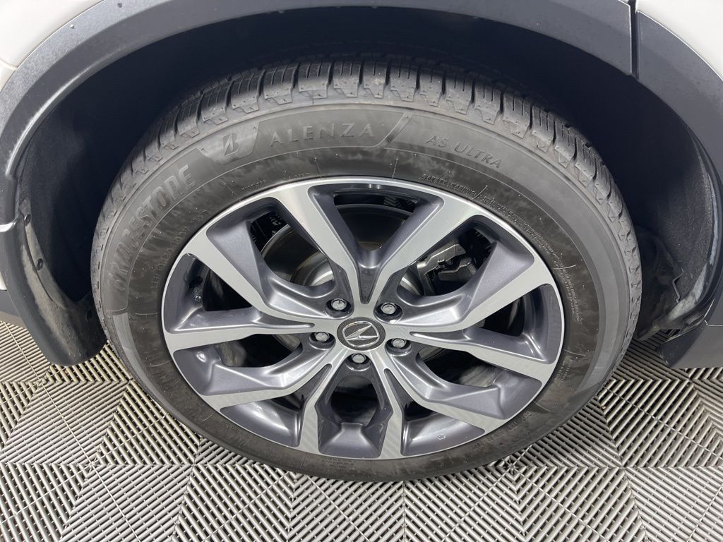 Thumbnail: 2022 Acura MDX - 19