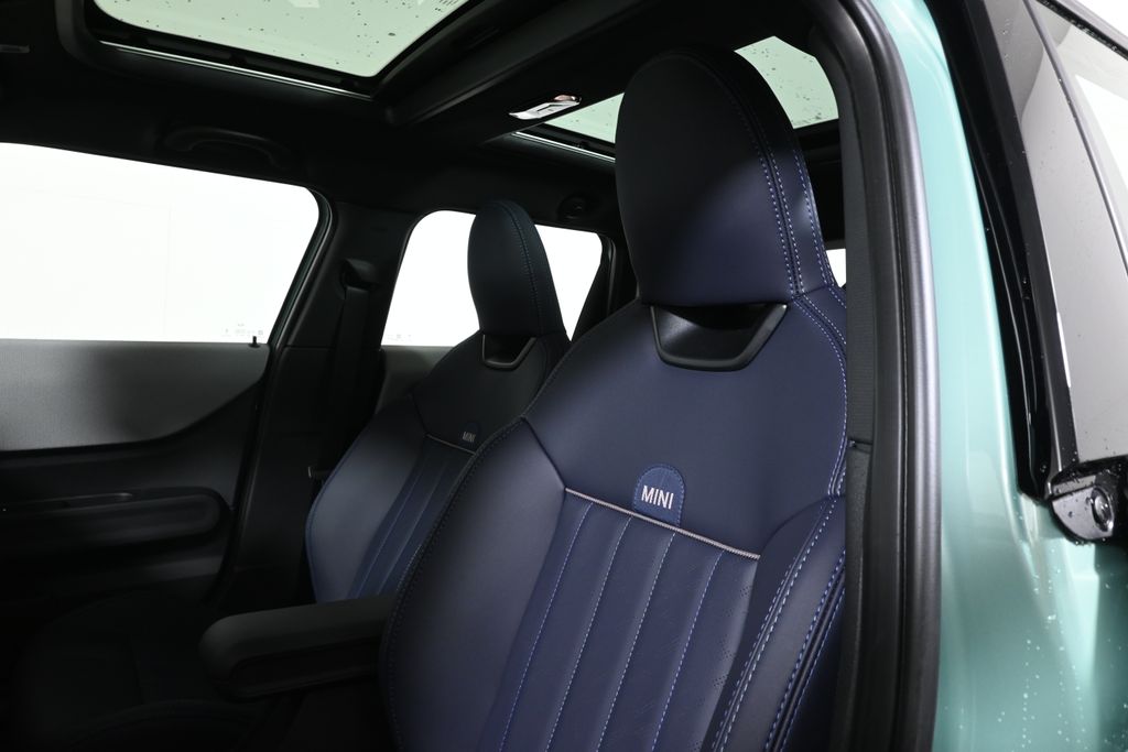 Thumbnail: 2027 MINI Cooper - 16