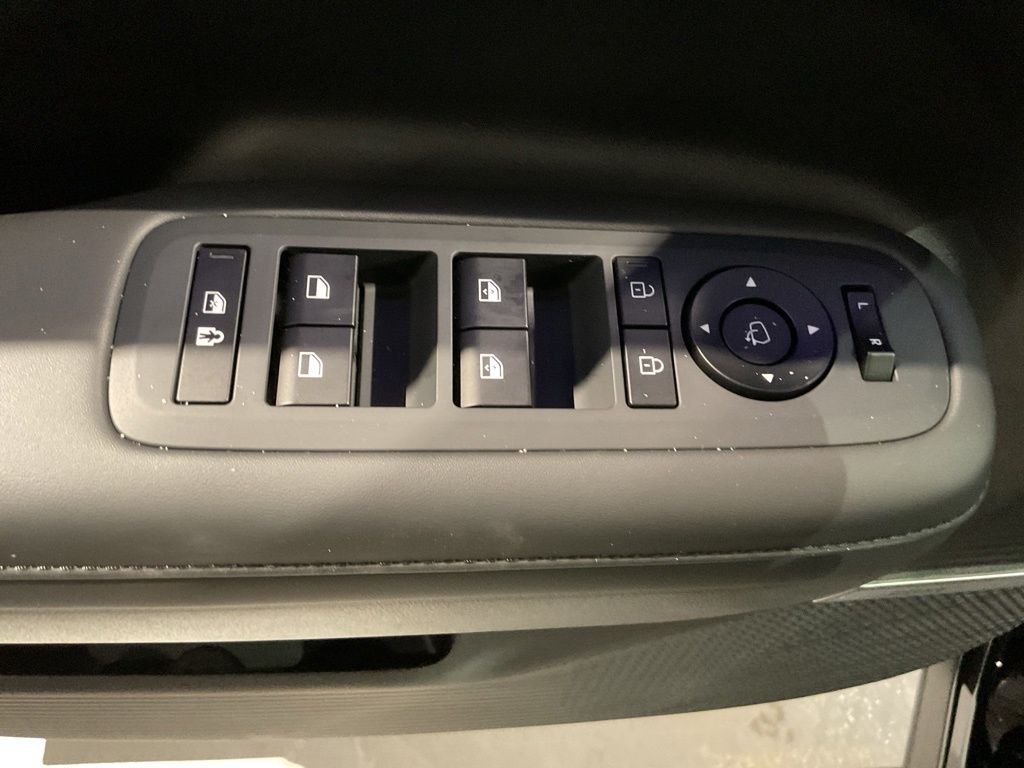 New 2026 Black Hyundai Limited image 9