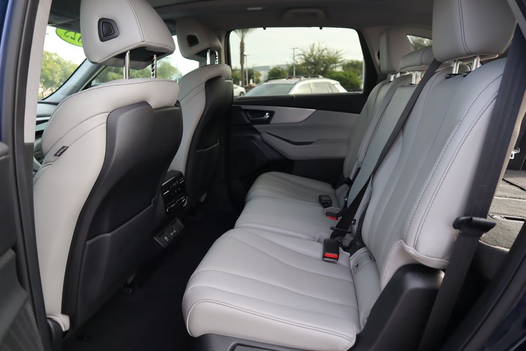 Thumbnail: 2023 Acura MDX - 20