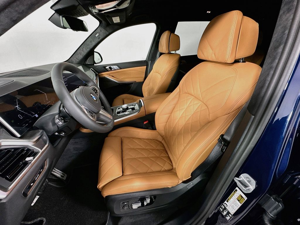 Thumbnail: 2027 BMW X7 - 16