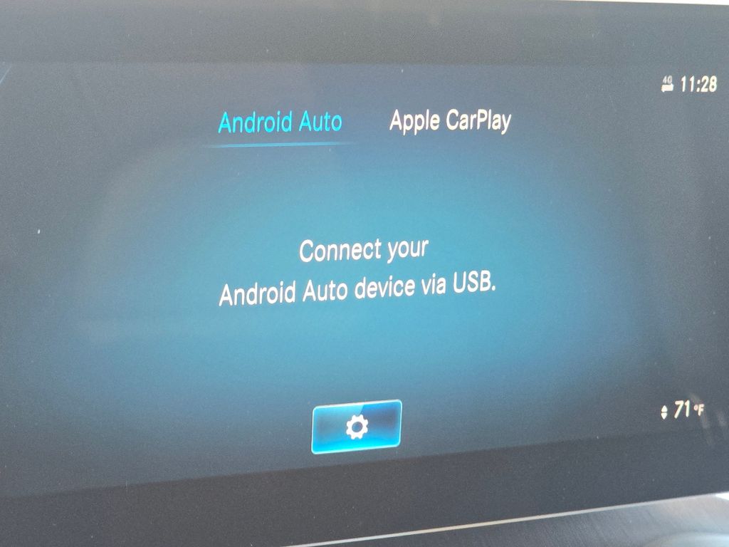 Certified Used 2022 Gray Mercedes-Benz GLC 300 image 5