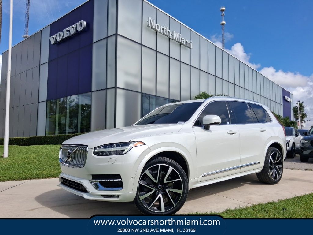 2023 Volvo XC90