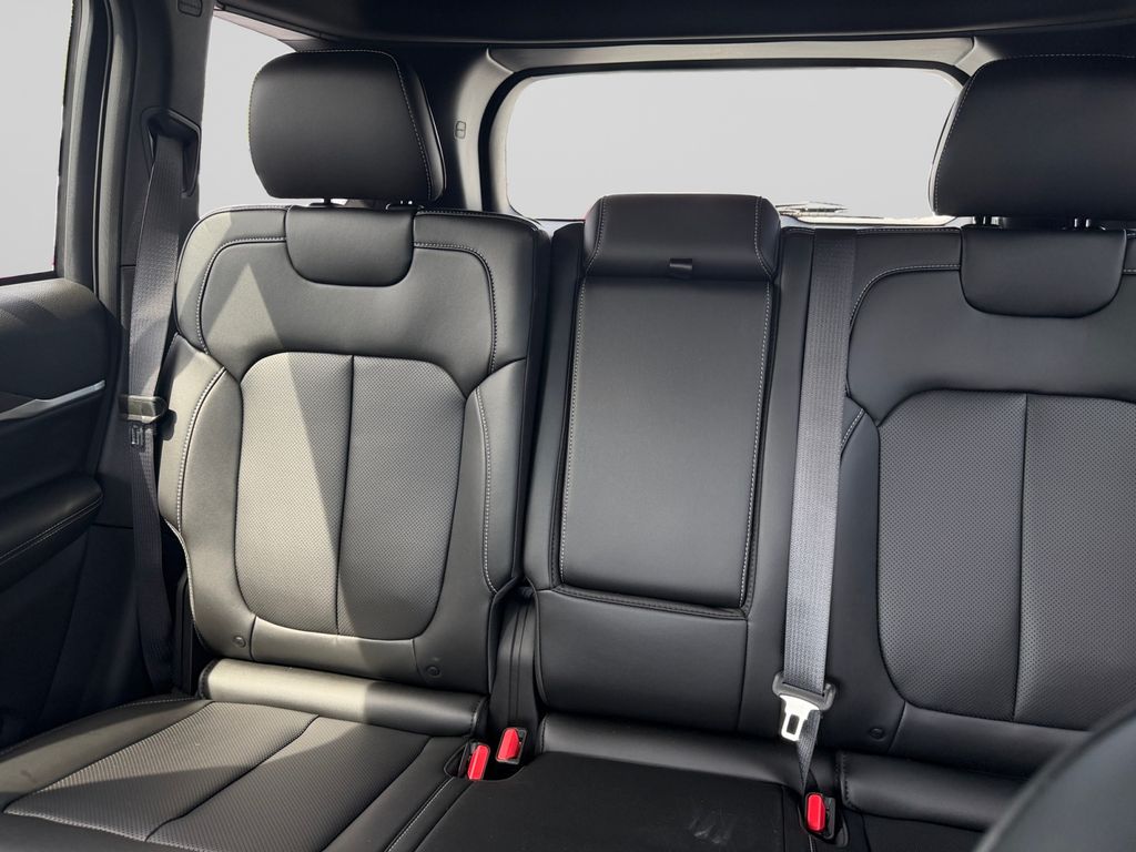 2026 Jeep Grand Cherokee Limited Blue at South Hills CDJR