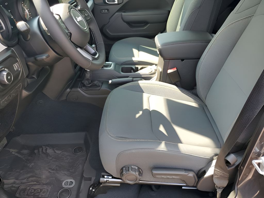 New Car 2025 Jeep Wrangler  For Sale Under $50,000 In Austin, Texas