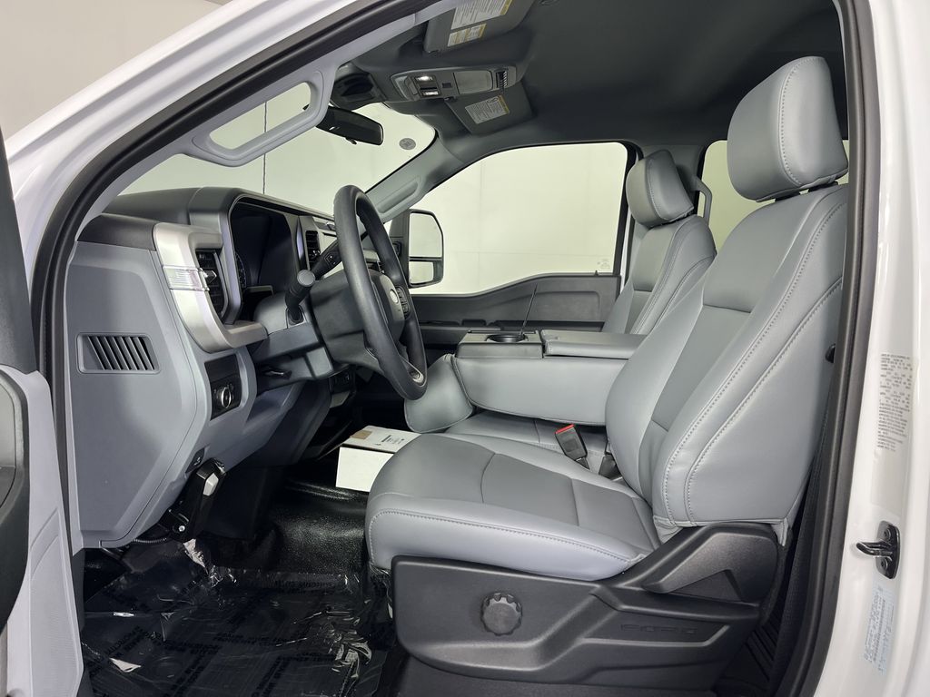 2025 Ford F-350 XL Crew Cab 60 CA 4WD, Scelzi Gooseneck Flatbed 9F0159 for sale #9F0159 - photo 10