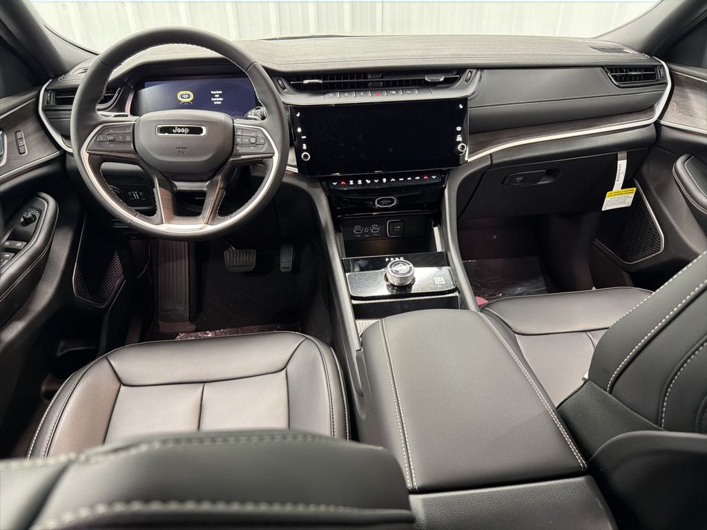 2026 Jeep Grand Cherokee L Limited Black at Victoria Chrysler Dodge Jeep Ram