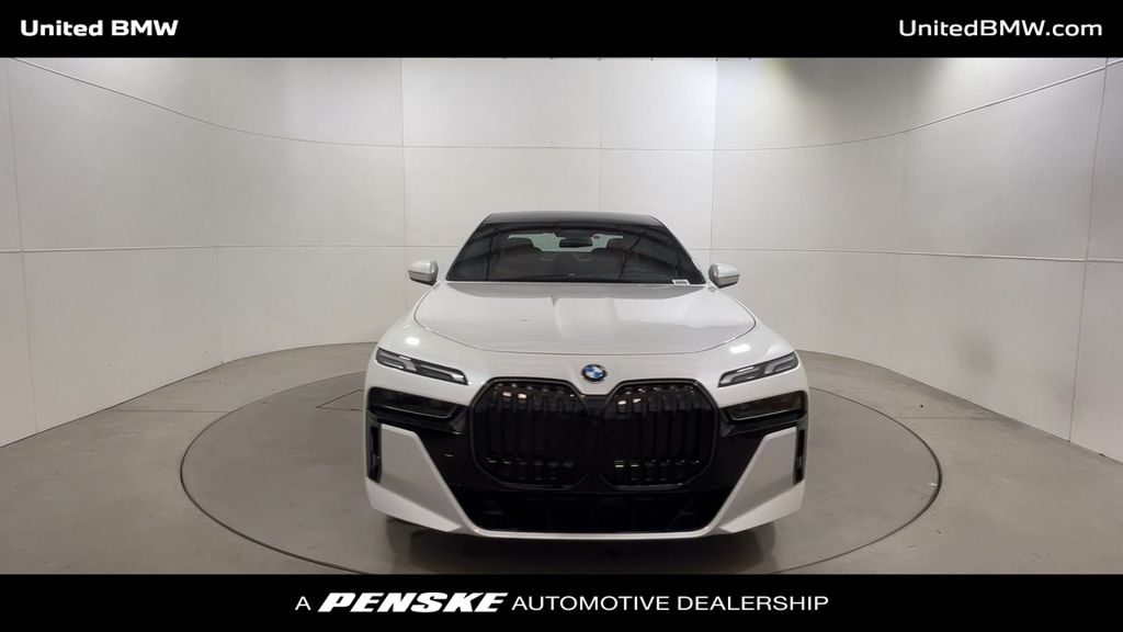 2025 BMW 7 Series 740i 3