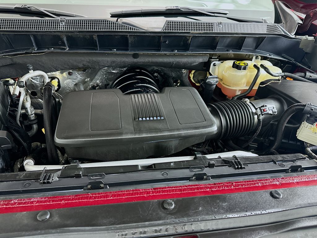 Thumbnail: 2019 Chevrolet Silverado 1500 - 28