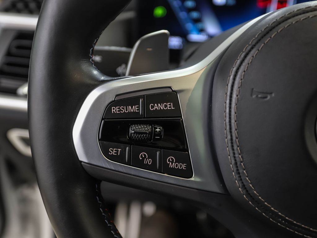 Thumbnail: 2024 BMW X7 - 12