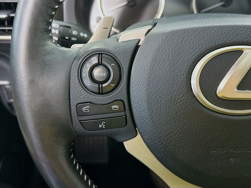 Thumbnail: 2014 Lexus IS - 11