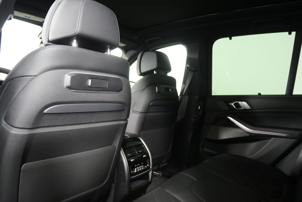 Thumbnail: 2026 BMW X5 - 17