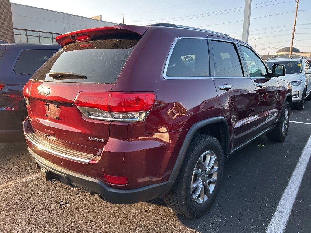 Thumbnail: 2016 Jeep Grand Cherokee - 3