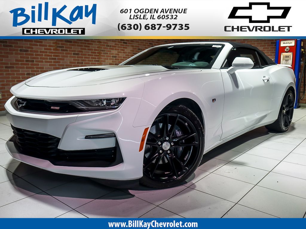 Summit White 2023 Chevrolet Camaro Convertible Rear-Wheel Drive 6-Speed Manual