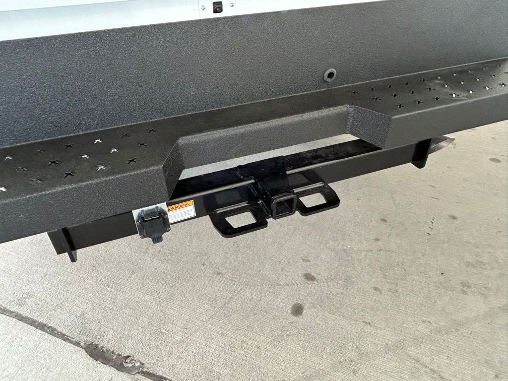 New 2026 Summit White Chevrolet Work Truck image 22