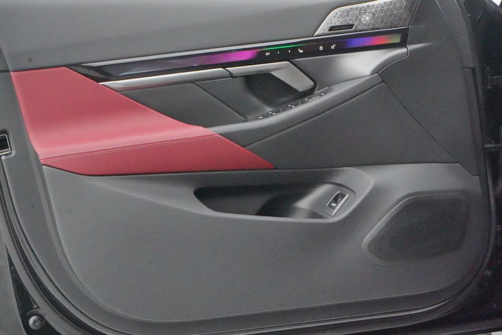 2025 BMW i5 eDrive40 10