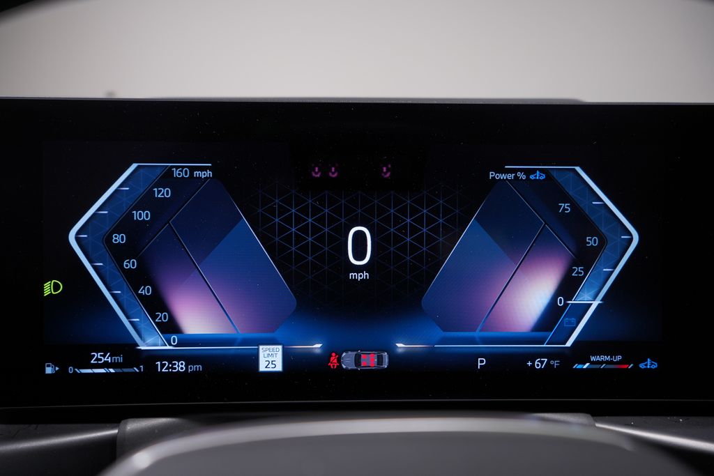 Thumbnail: 2025 BMW 3 Series - 22