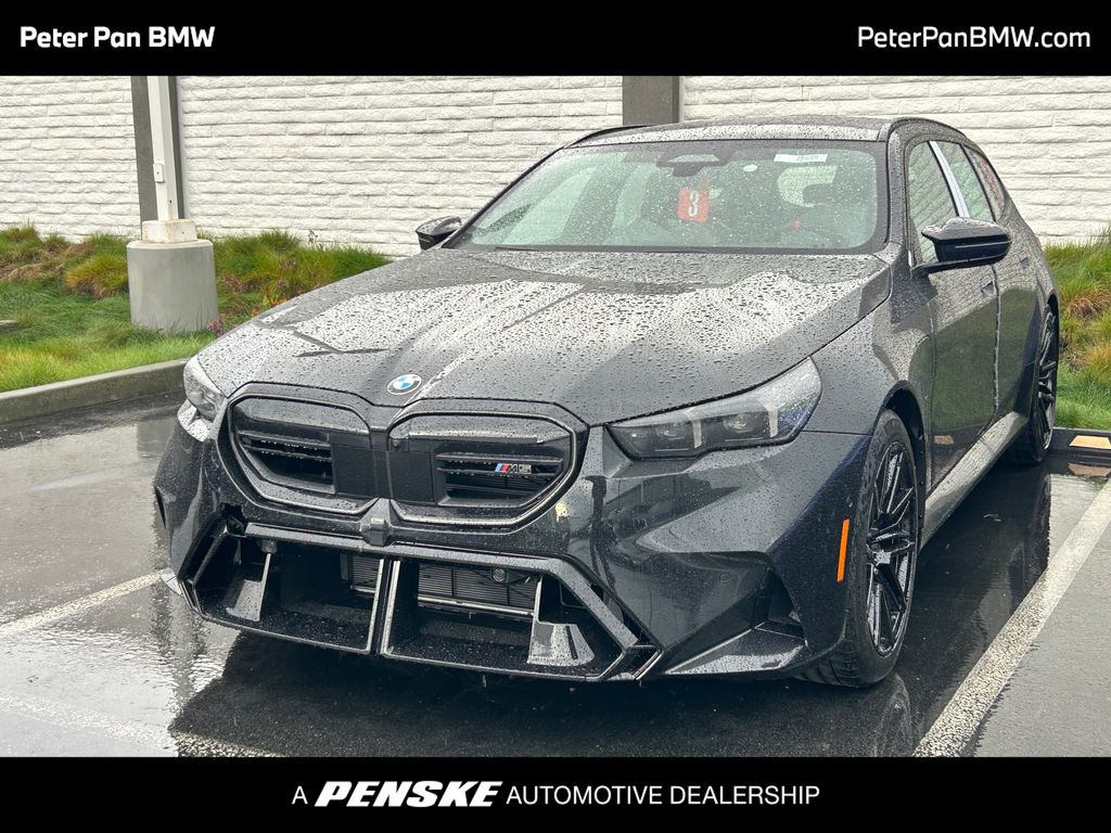 Thumbnail: 2026 BMW M5 - 1