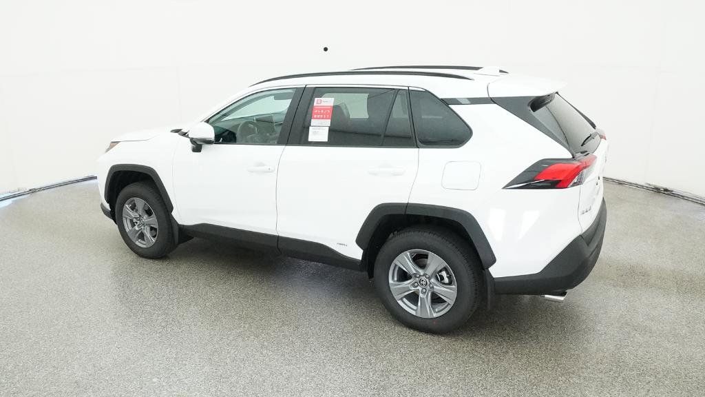 Thumbnail: 2025 Toyota RAV4 - 18