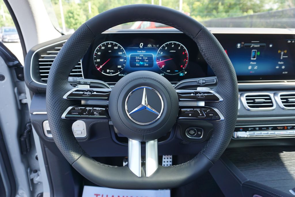 Thumbnail: 2026 Mercedes-Benz GLS - 22