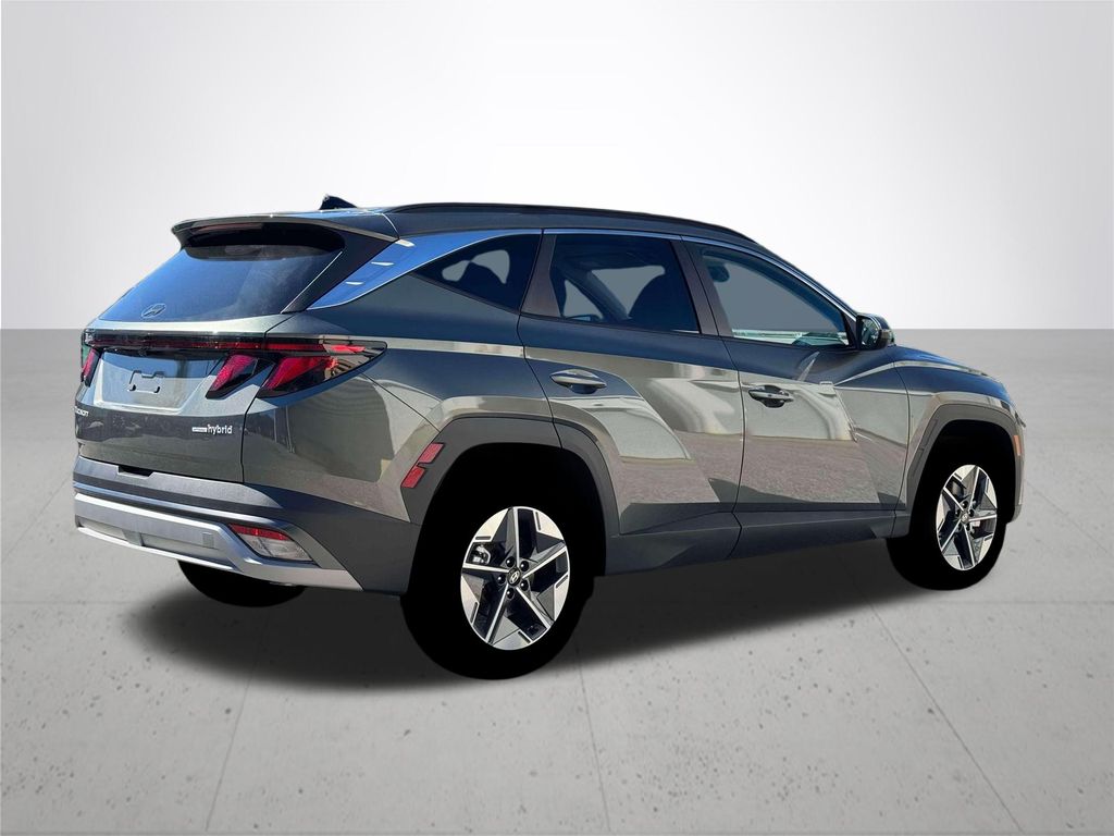 2026 Hyundai Tucson Hybrid SEL