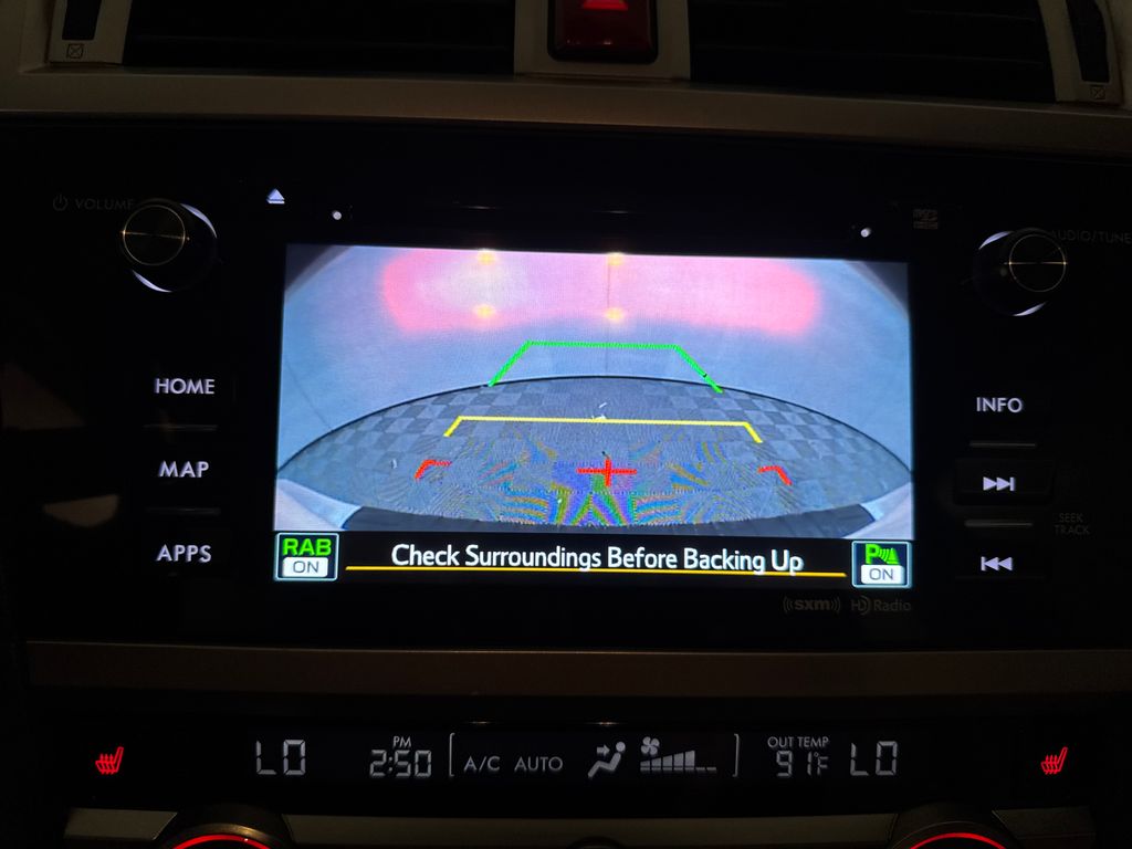 Used 2017 White Subaru 2.5i image 27