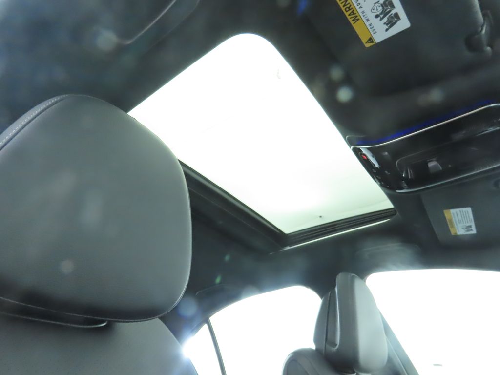 Thumbnail: 2025 Mercedes-Benz C-Class - 20