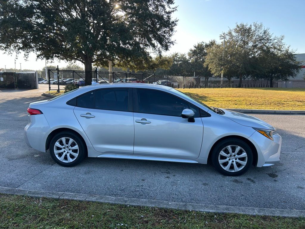 Thumbnail: 2022 Toyota Corolla - 6